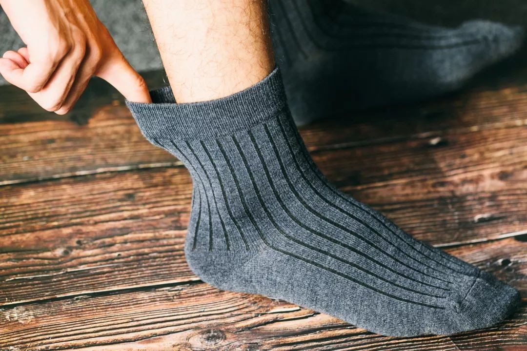 老年人抽筋是不是要补钙,老年人腿脚抽筋补哪种钙