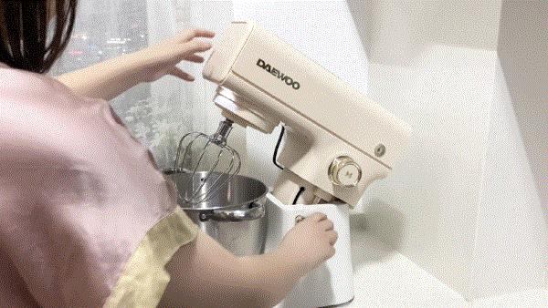 厨师机最好用什么样的,厨师机选择哪个牌子好一点