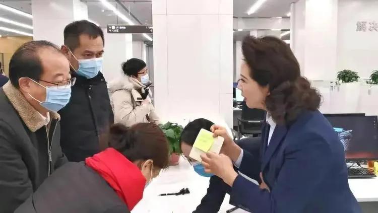 李局长会被处分吗？听听法律和纪律专业人员的建议，你会豁然开朗