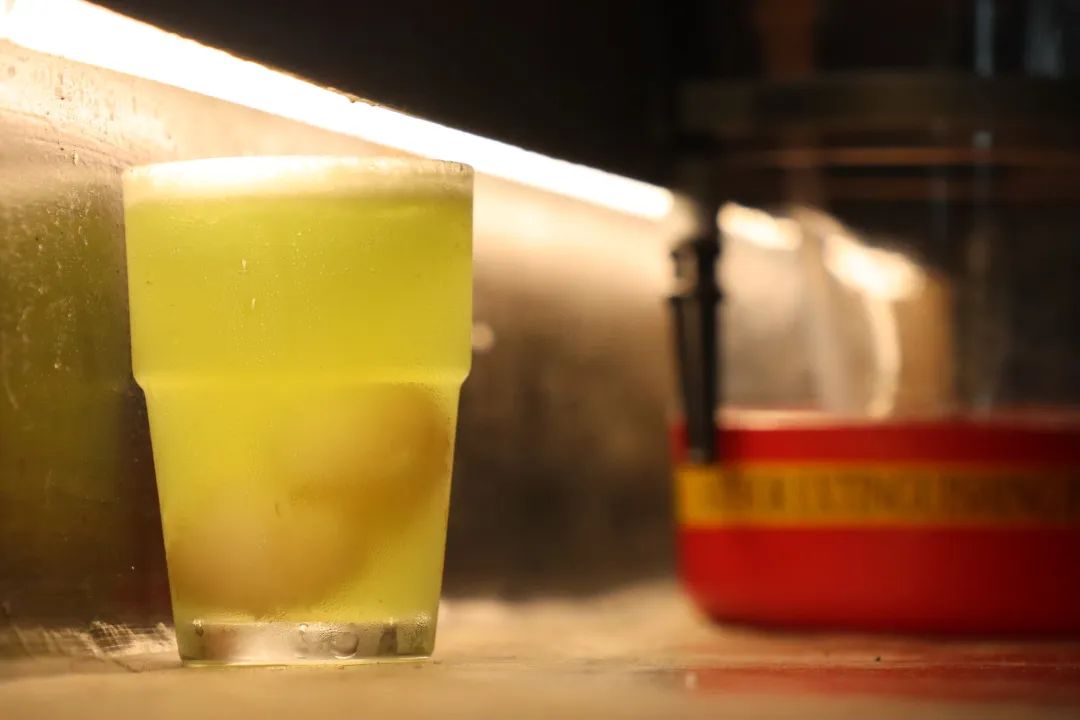 不做工程师，我在县城5家奶茶店年销300万元+