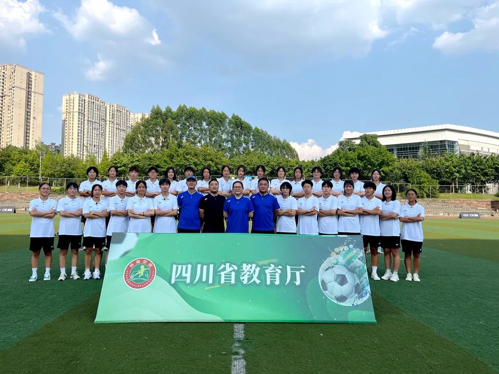 铿锵玫瑰中国女足进入东京奥运会,铿锵玫瑰女子足球决赛