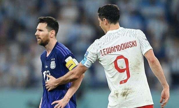 反转直击梅西,巴萨大逆转球迷反应