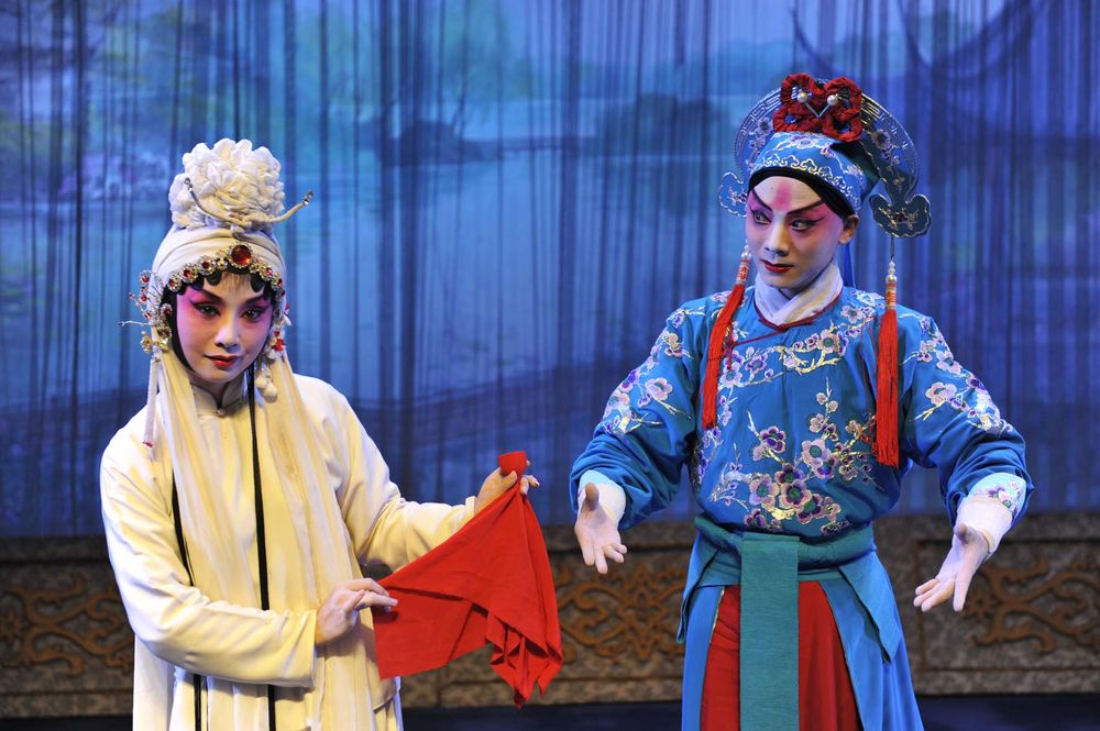 扬秦腔风华，传家国正音——写在被田汉誉为“世界三大最古老剧社之一”的西安易俗社创建110周年之际