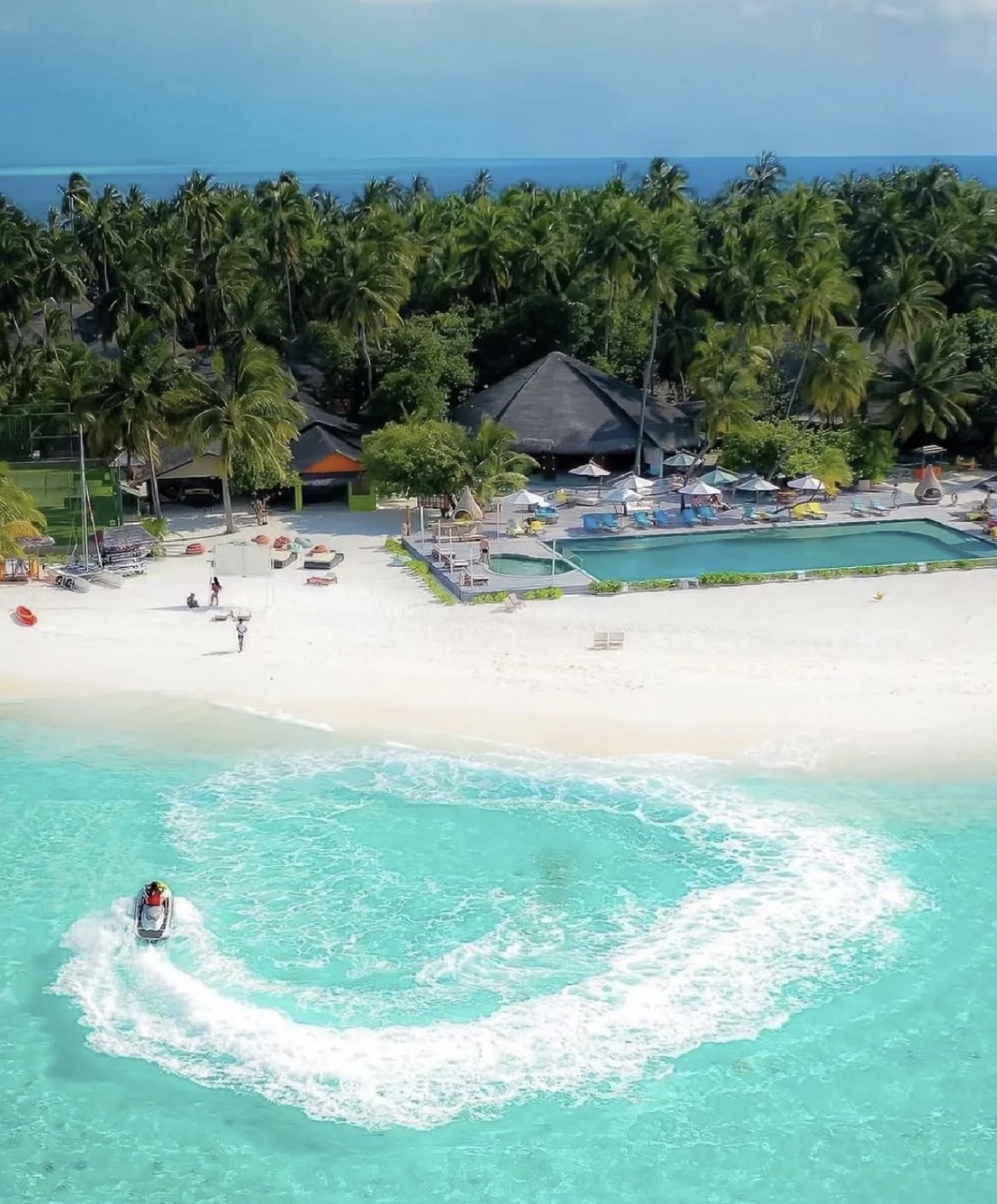 马尔代夫签证免签条件,淡季去马尔代夫选岛