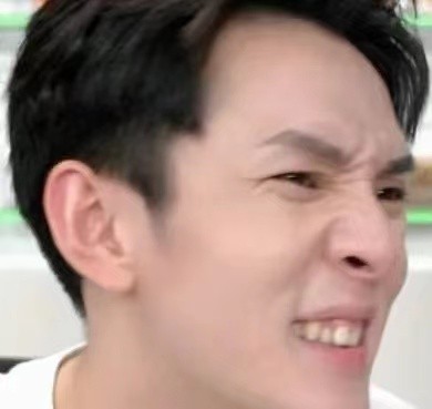 盘点有哪些明星在舞台上露过腹肌,假腹肌假翘臀