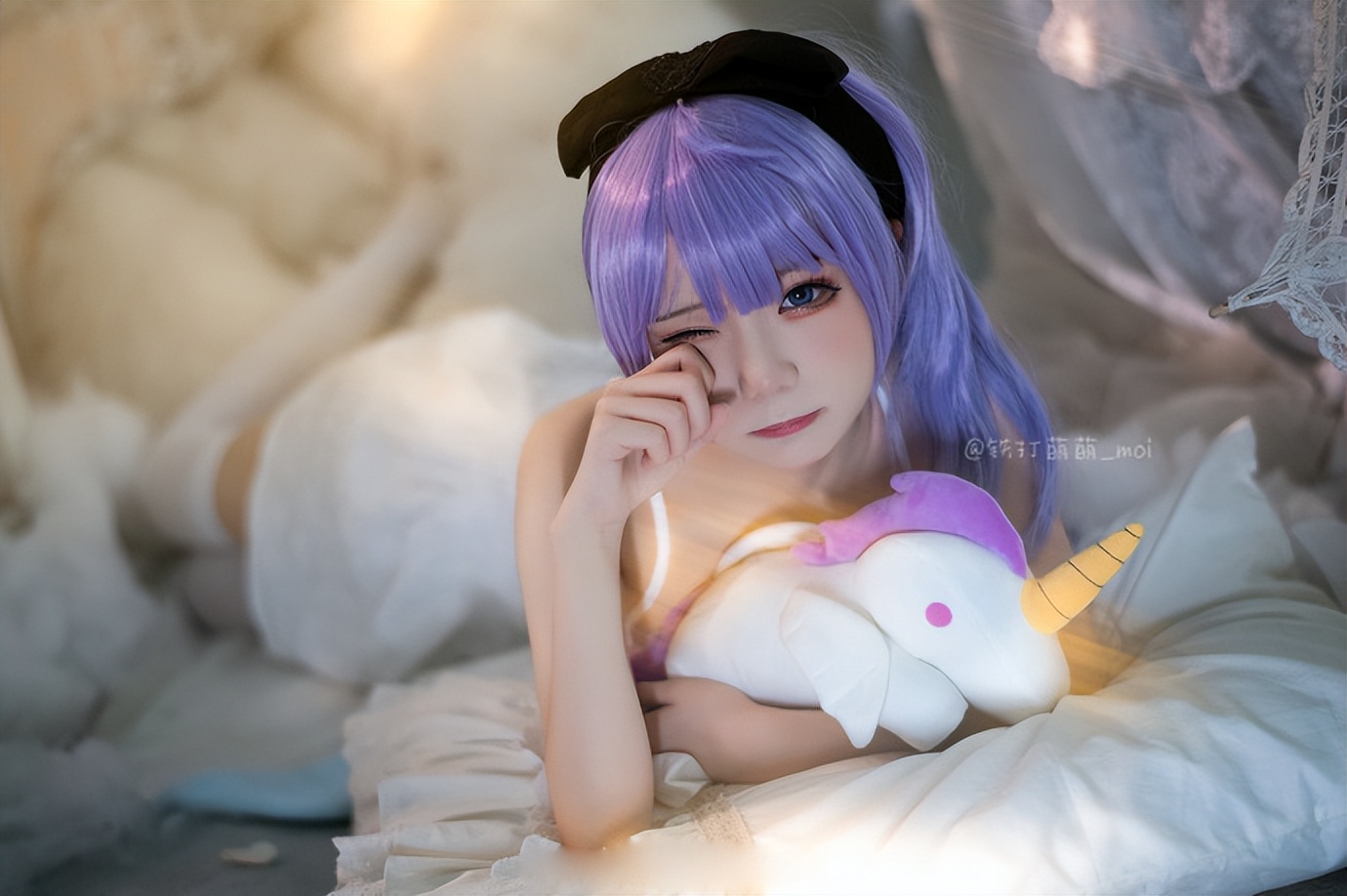 碧蓝航线小独角兽cos,碧蓝航线独角兽婚纱立绘