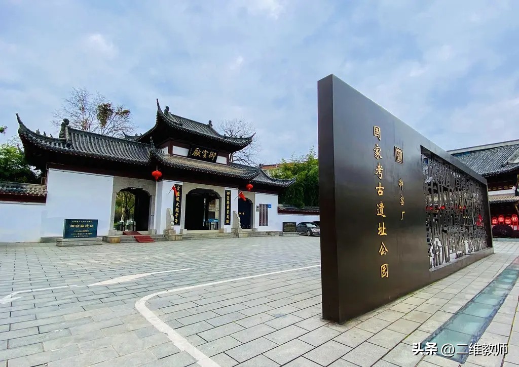 景德镇一本大学名单,景德镇陶瓷大学一本缩招