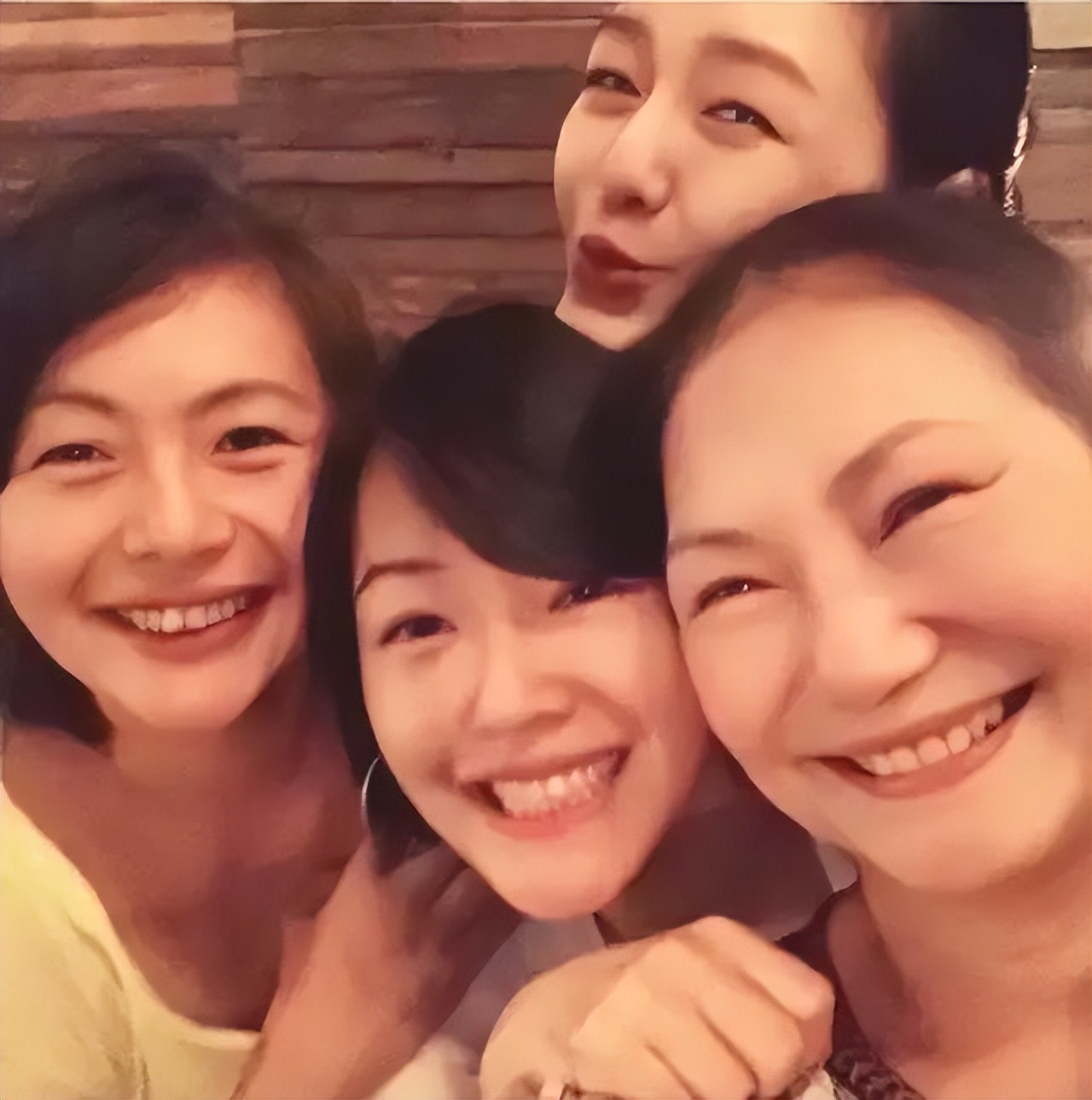 网友曝大s具俊晔多次出游,具俊晔大s韩国被偶遇