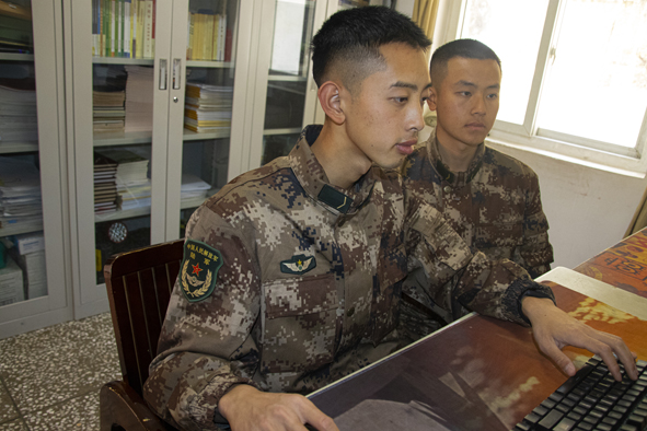 新兵入伍永远记得三件事,新兵入伍一天的生活