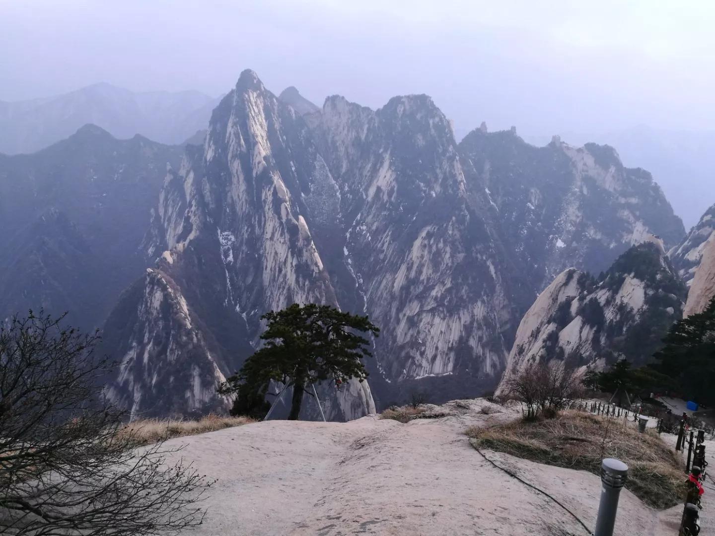 华山旅游攻略西岳华山,华山游玩西峰攻略详细