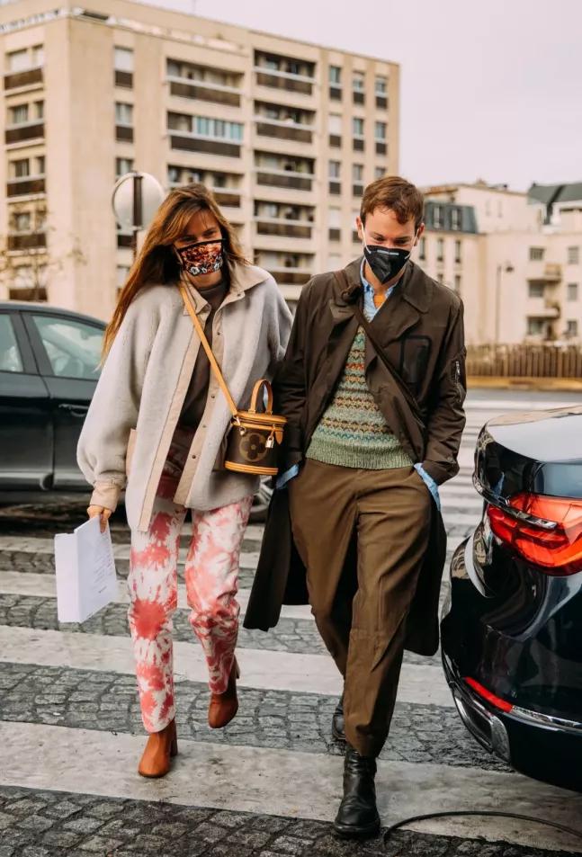 2018年最时髦的毛衣款式,2019年流行穿什么款式的毛衣