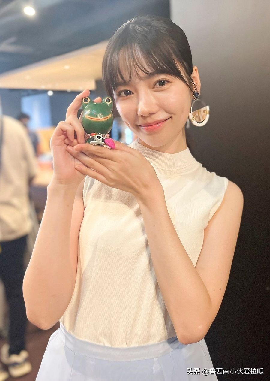 《我不了的费洛蒙男性朋友》剧情评价，演员角色人物和观点介绍