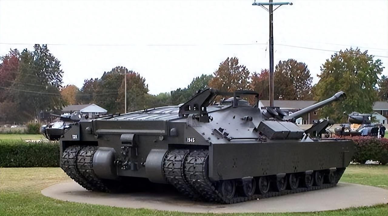 t-92式轻型坦克,t95超重型坦克