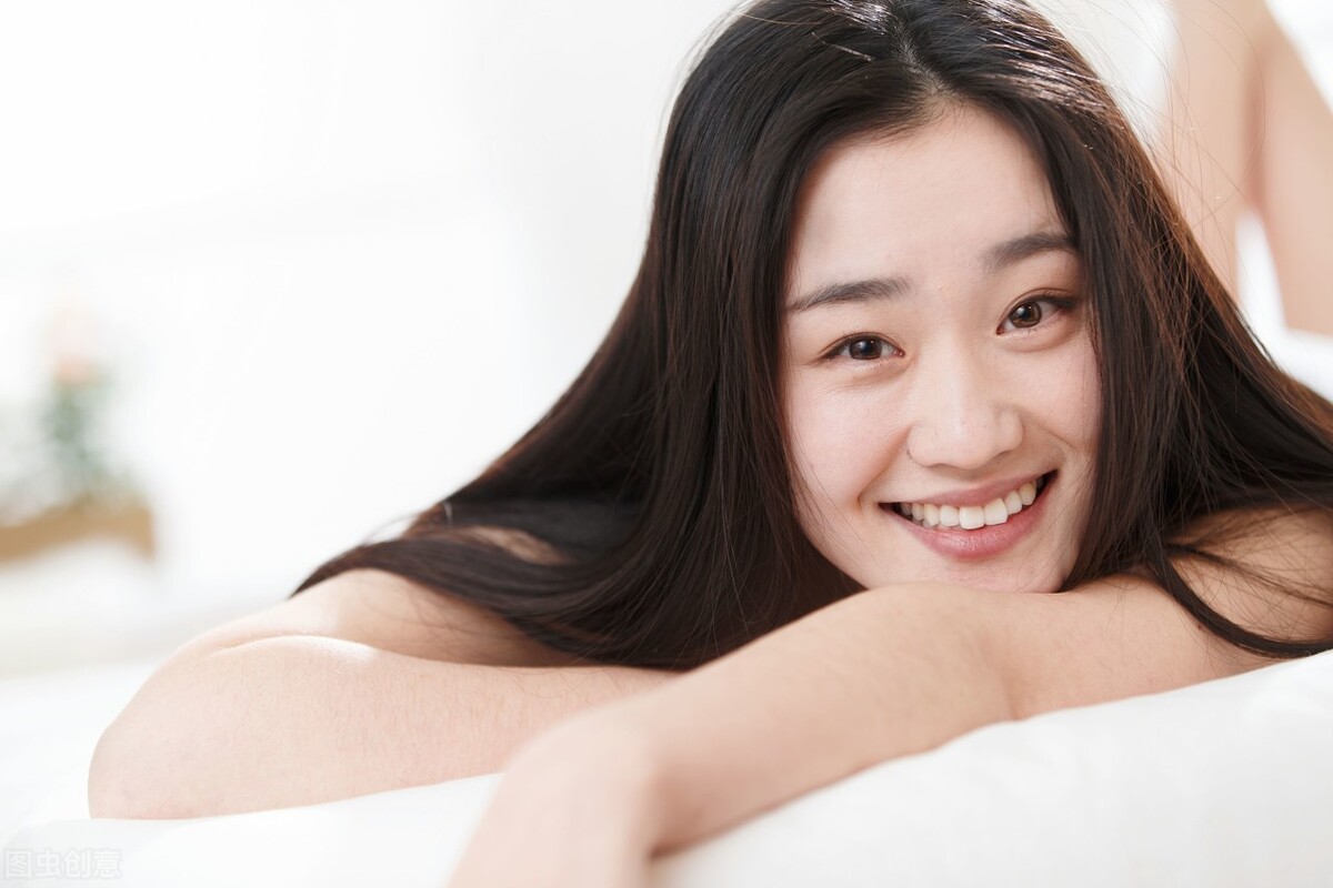 他是龙头企业高管，公司破产后，妻子嫌弃他潦倒也离他而去（22）