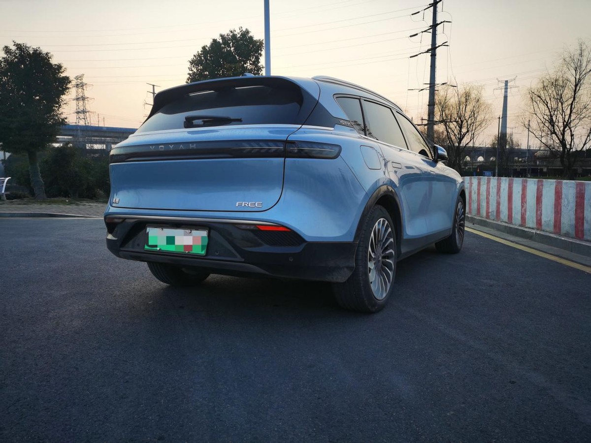 岚图FREE增程豪华版提车作业