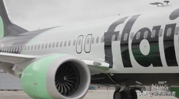 吵翻天!加拿大起飞航班曝歧视白女占座拒走!全过程PO上网