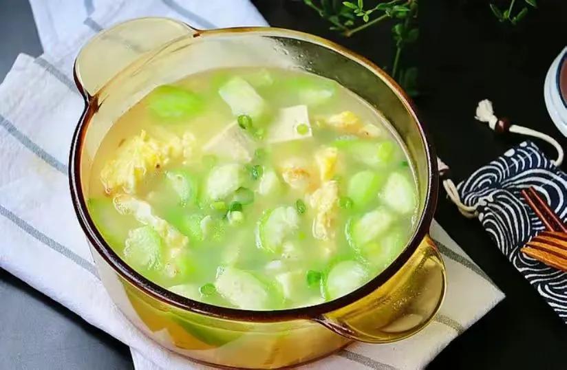 夏天多喝这款汤清凉开胃又鲜又脆,夏季喝什么汤好喝又营养还不上火