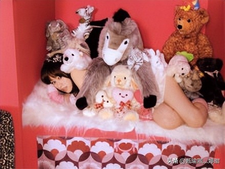 王心凌你一票我一票押韵句子,40岁的王心凌还能又唱又跳