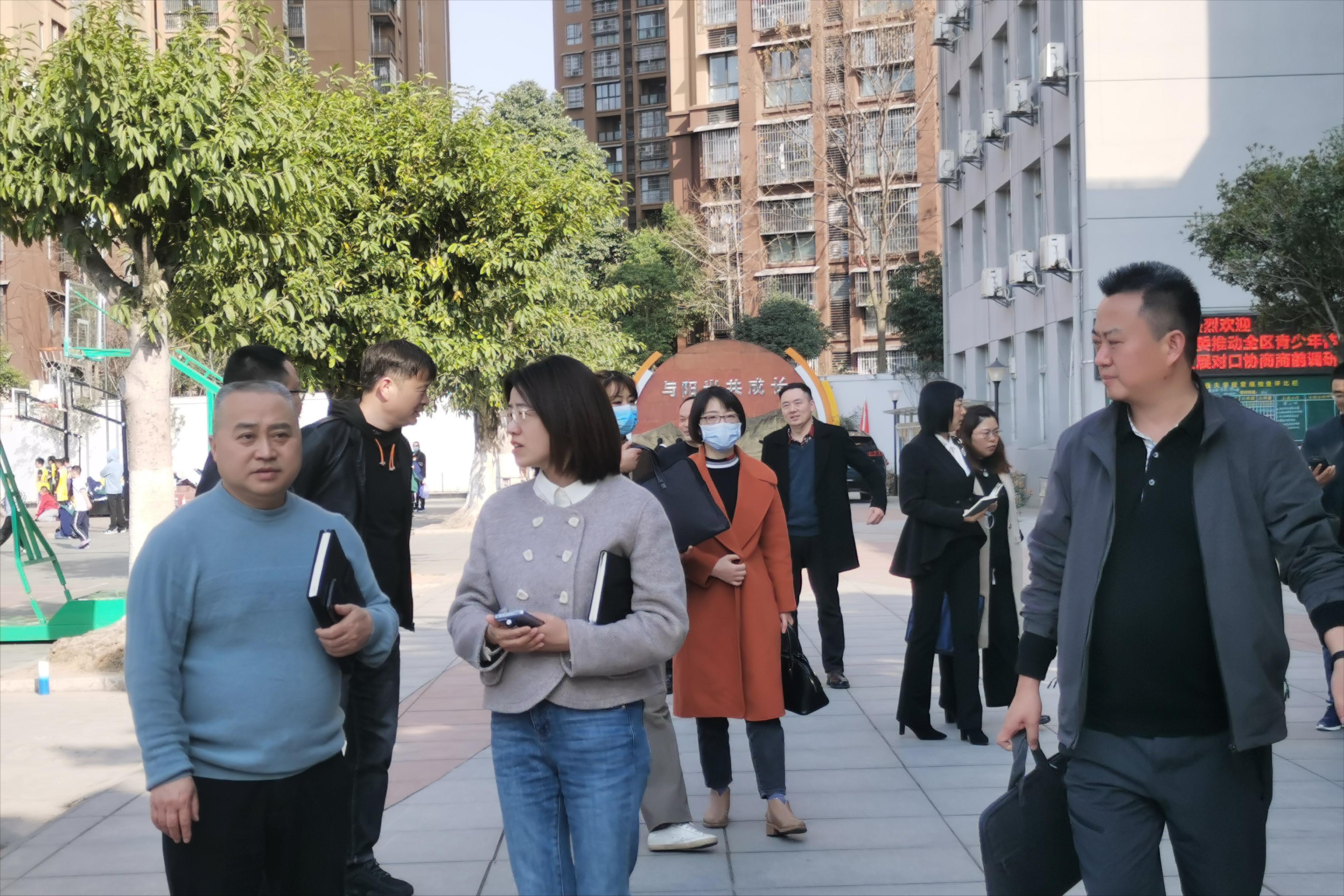 旌阳政协,德阳市旌阳区岷江东路逸夫学校