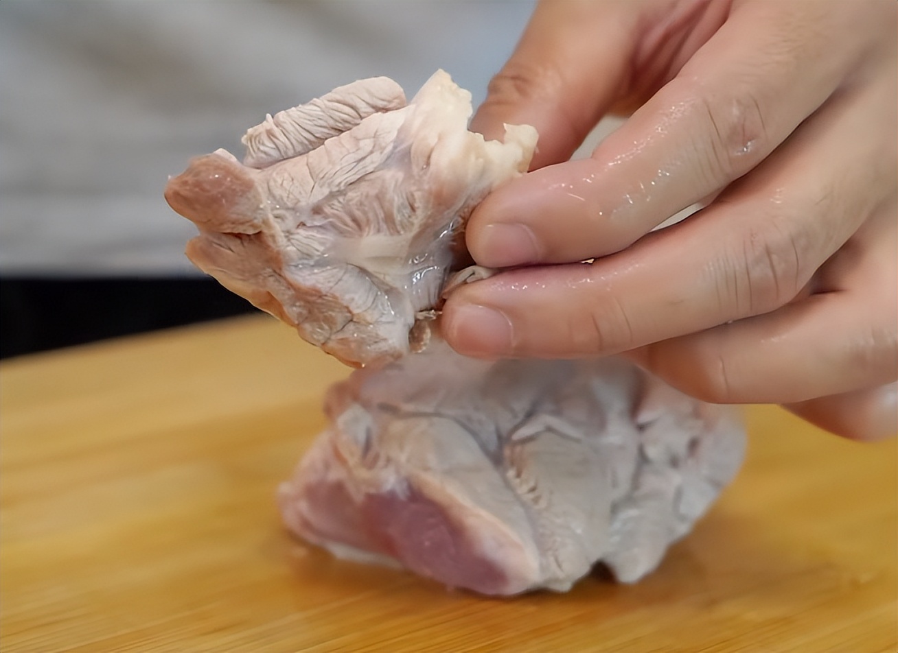 清燥润肺的六种汤水,喉咙干痒咳嗽有痰喝什么汤好