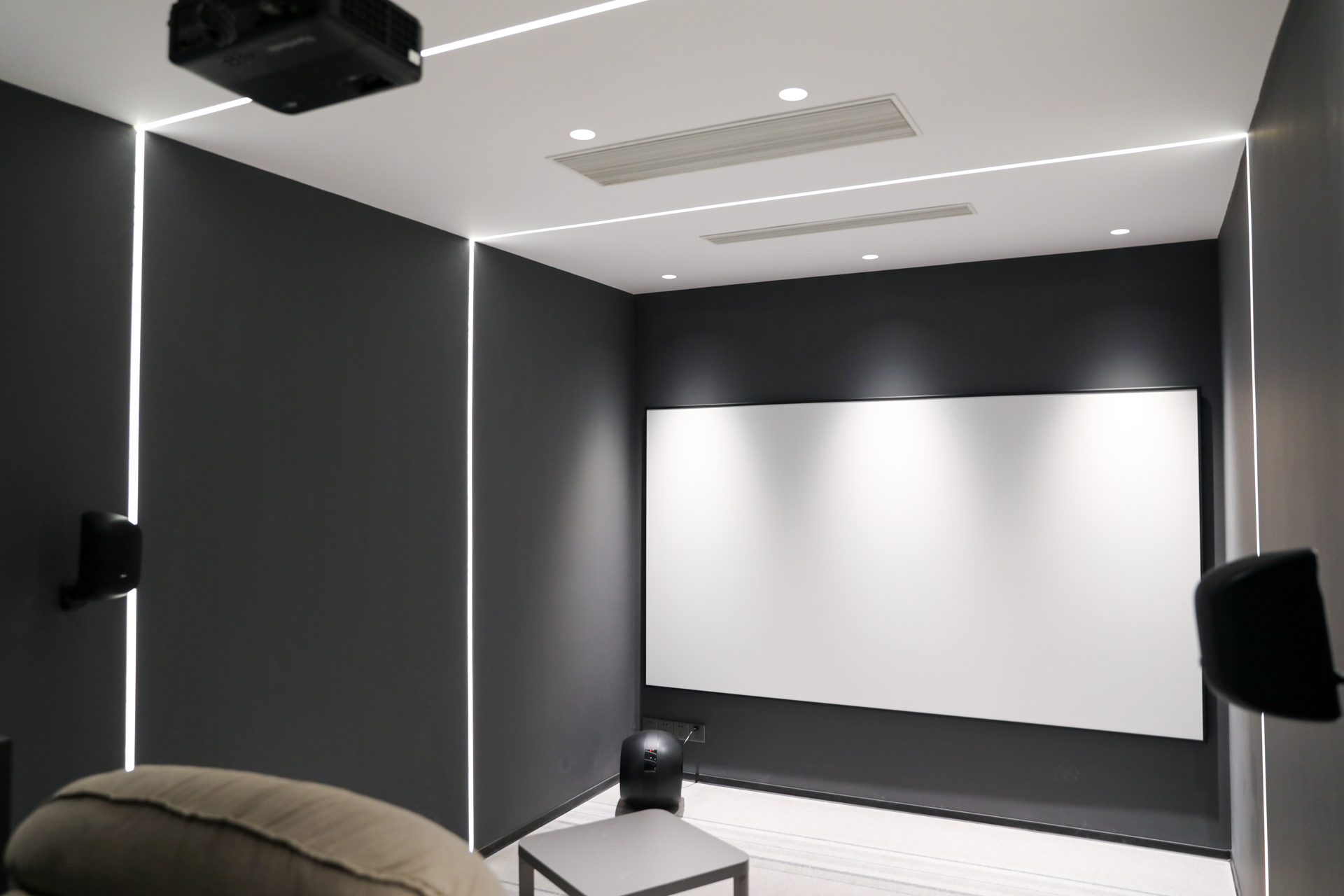 同时打造两套家庭影院是什么体验？“家有影院”用户肉乎爹和你聊