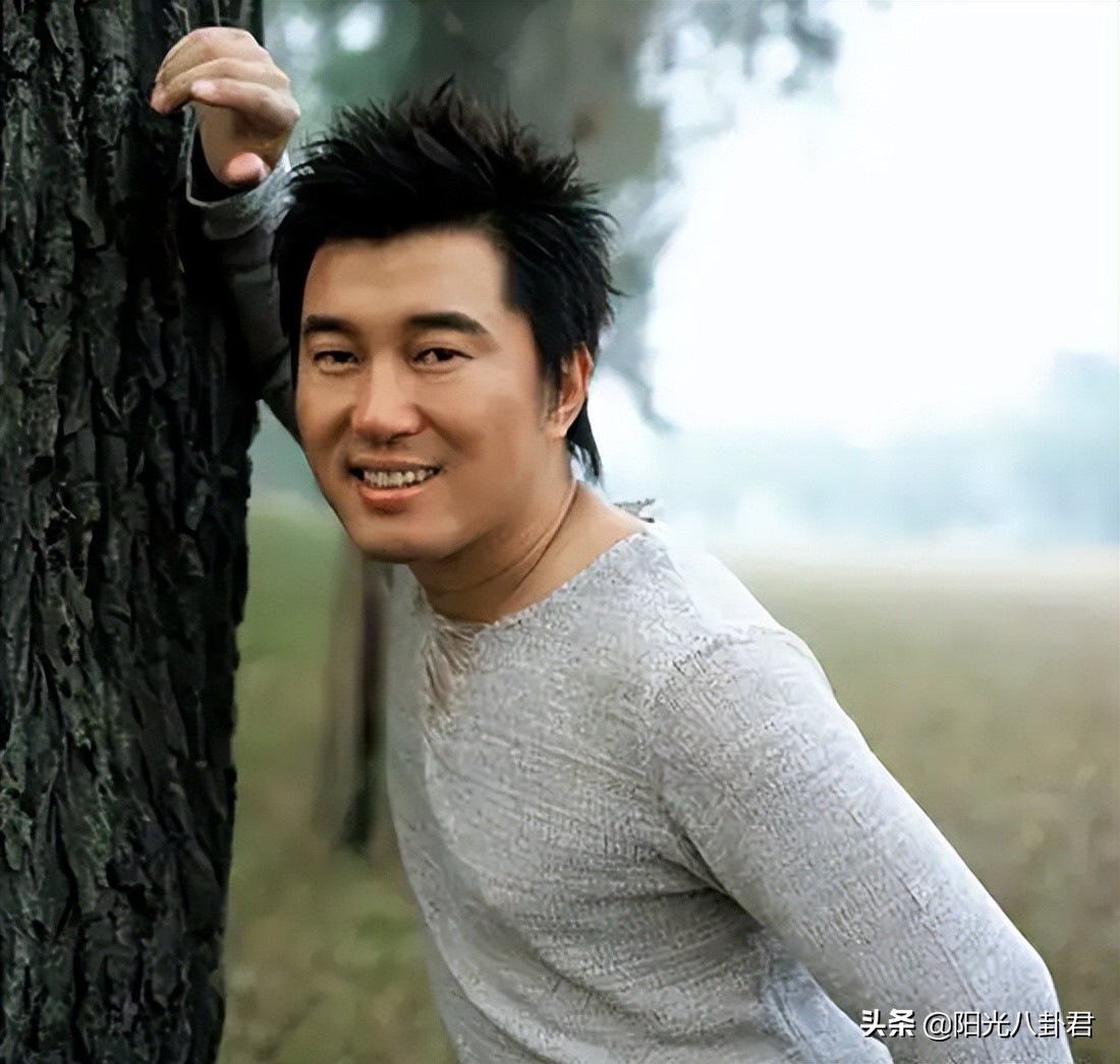 歌手满文军的人生简介,歌手满文军是怎么出道的