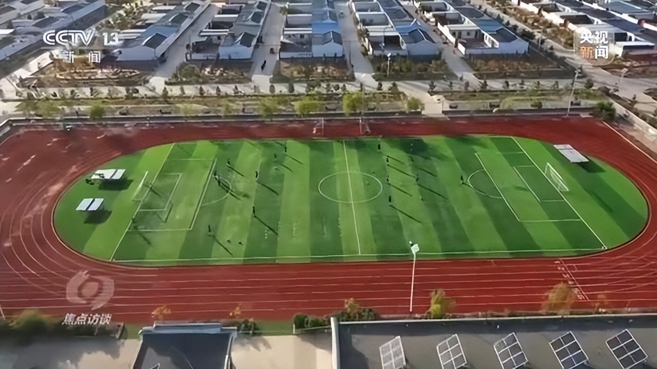 搬出大山搬出小康搬出幸福,搬出大山挪穷窝展望幸福新生活