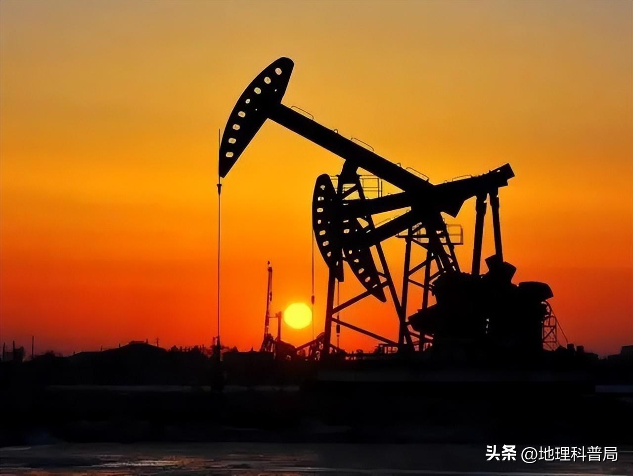 沙特阿拉伯真的很富有吗,沙特阿拉伯皇室为什么富有