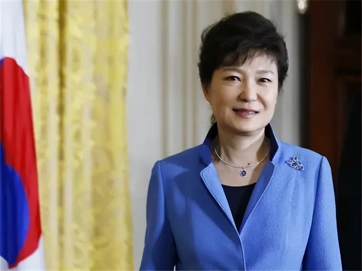 朴槿惠是一个什么样的人,朴槿惠是什么人物