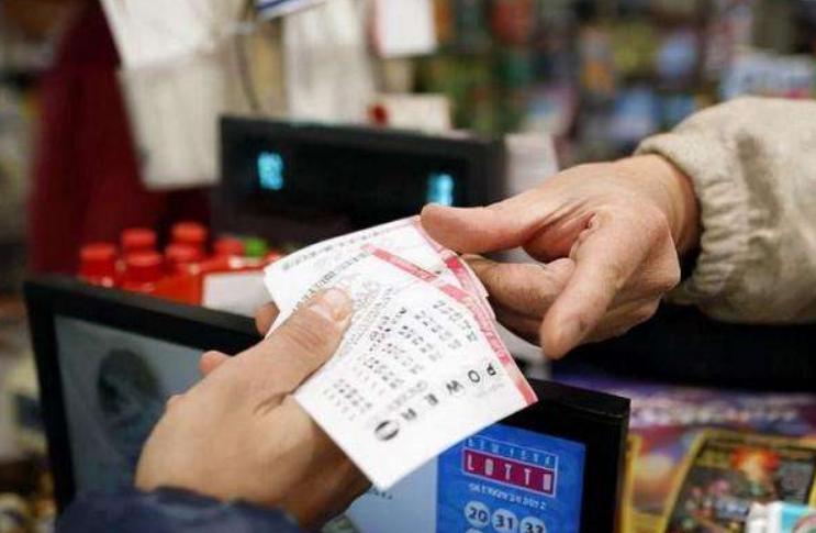 数学家推算出彩票万能公式,数学天才曼德尔中大奖