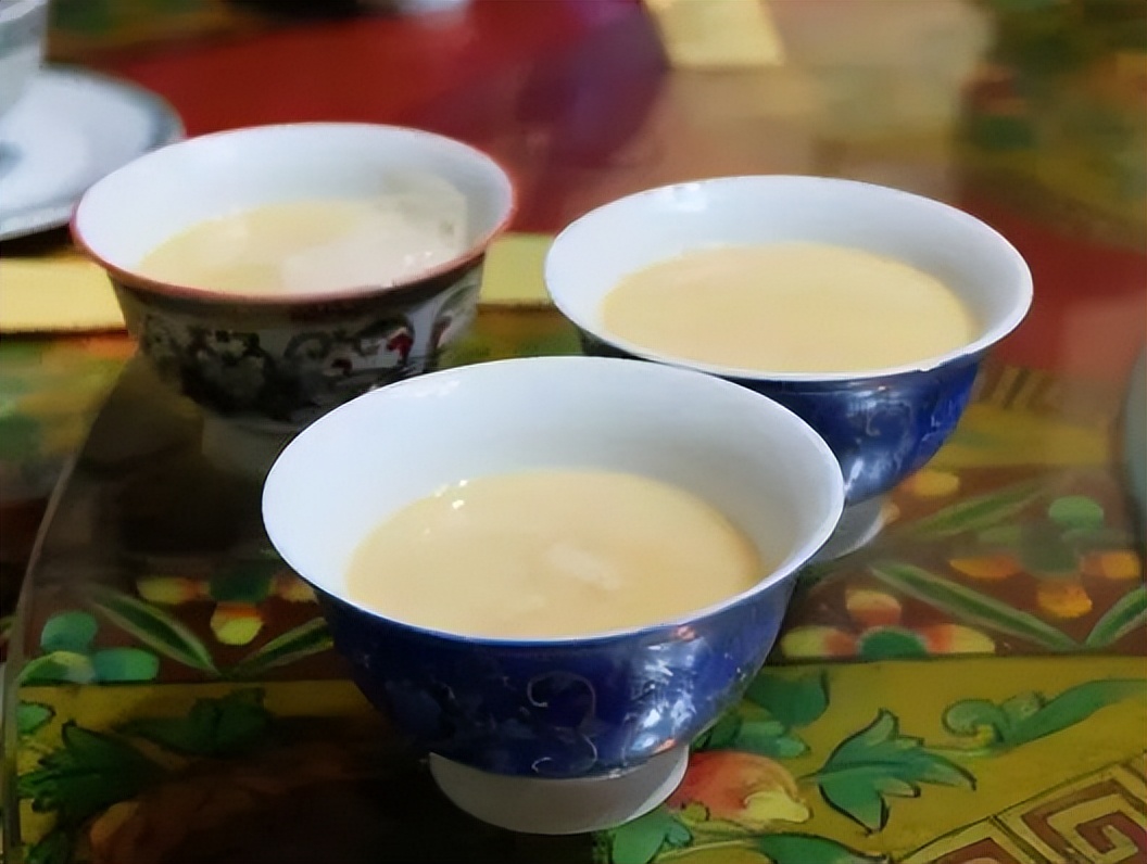 甘孜文旅局长化身侠客火出圈,火出圈啦