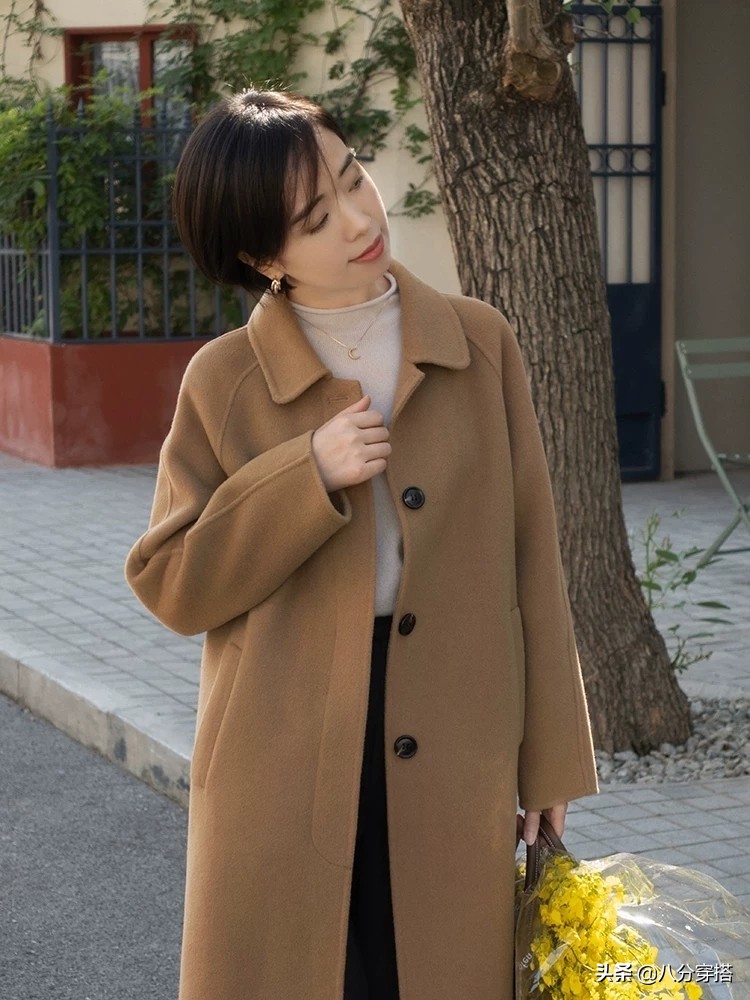 今年冬季流行穿这几款“大衣”，优雅保暖有气场，普通人也能驾驭