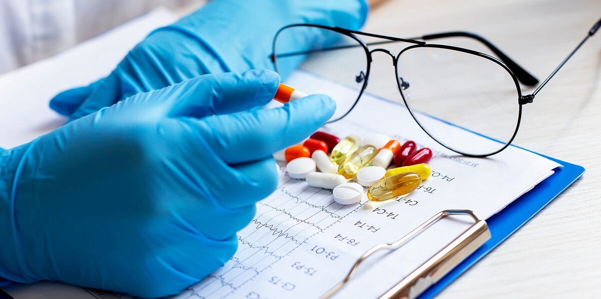 老年人高血压长期吃硝苯地平行吗,高血压吃沙坦药和什么药合用好