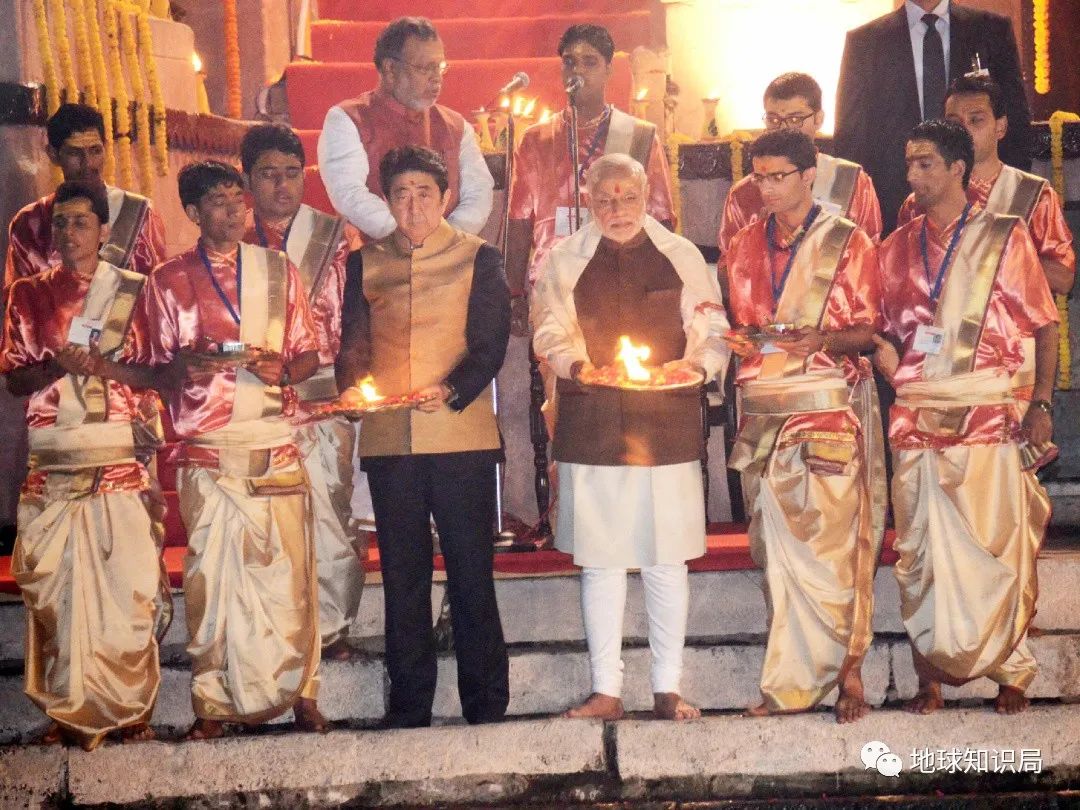 安倍之死，动摇日本？|地球知识局