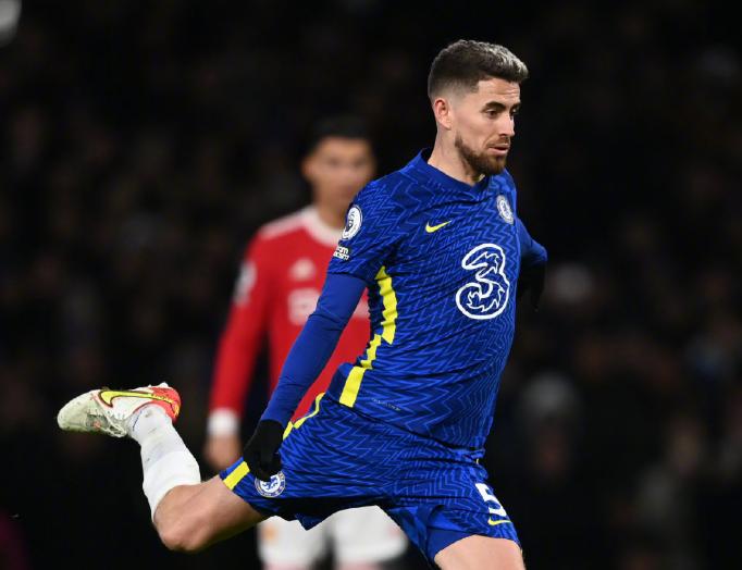 蓝军双冠王再犯错！解围失误还放弃回追，还好点球完成救赎