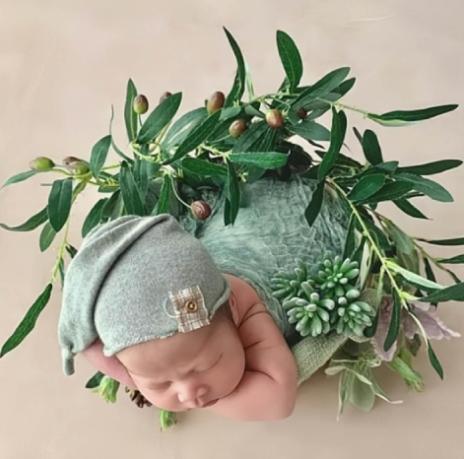 57岁富婆嫁小19岁老公生下三胞胎,57岁富婆嫁给丈夫后生三胞胎