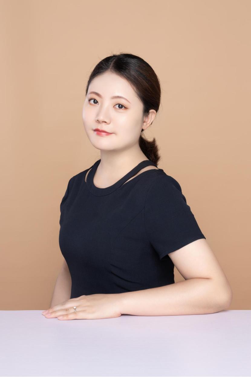 锦城辅导员王娅：让行动的脚步去丈量学生成长的长度