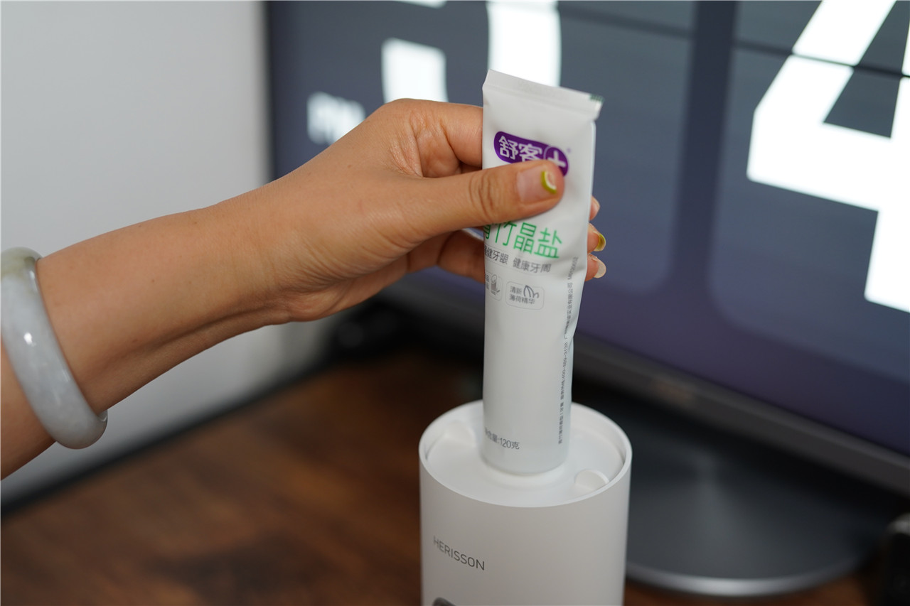 智能牙刷消毒器自动挤牙膏,智能牙刷牙膏消毒器