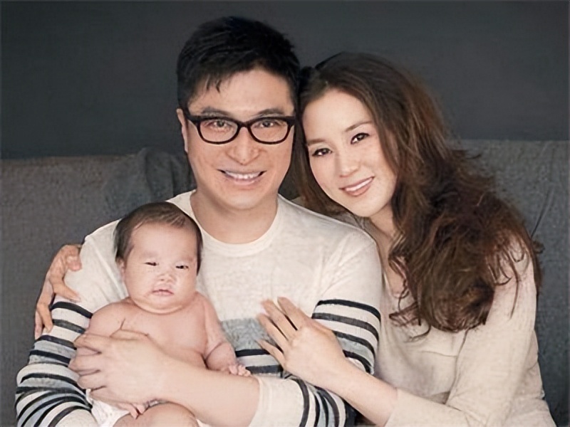 17年后再看“阔太”徐子淇:称她是人生赢家,才是众人最大的误解