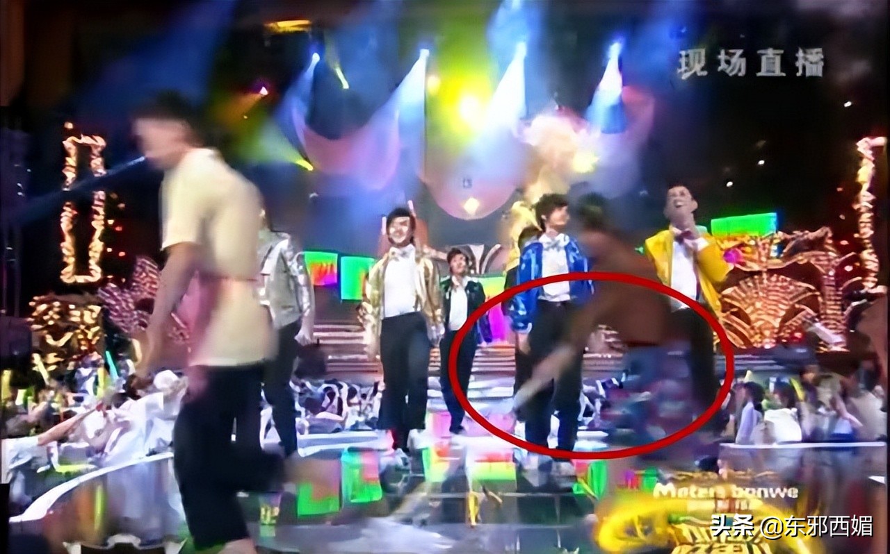 土得掉渣到极致,土得很掉渣