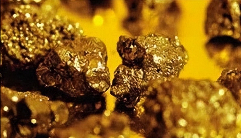 浙江龙泉发现古墓,深山发现古墓宝藏