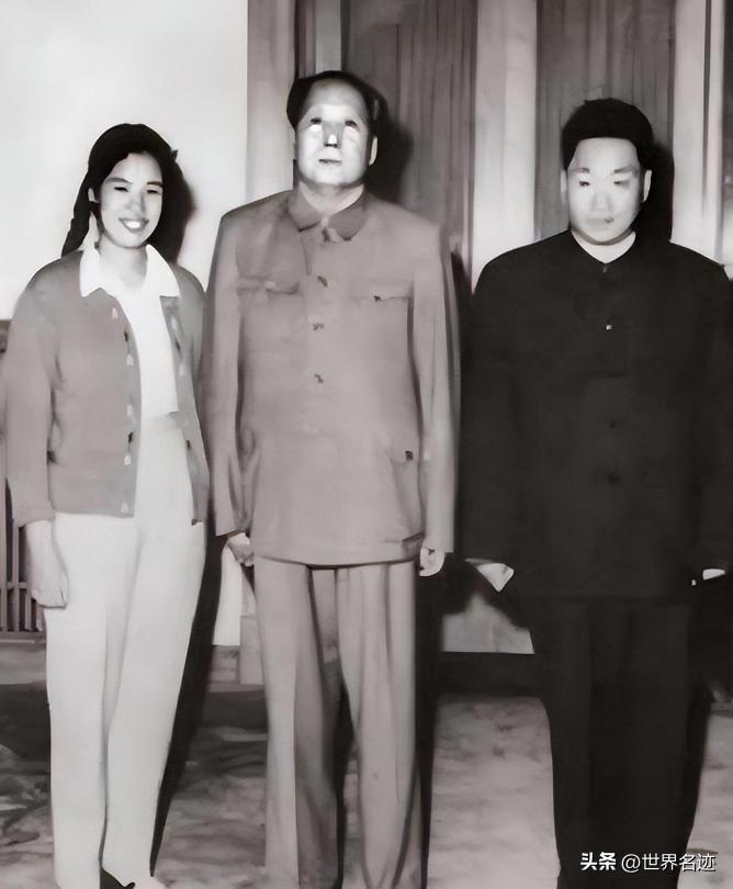 1949年毛岸青到毛主席身边，警卫问他：*青江**妈妈好吗？其作何回答