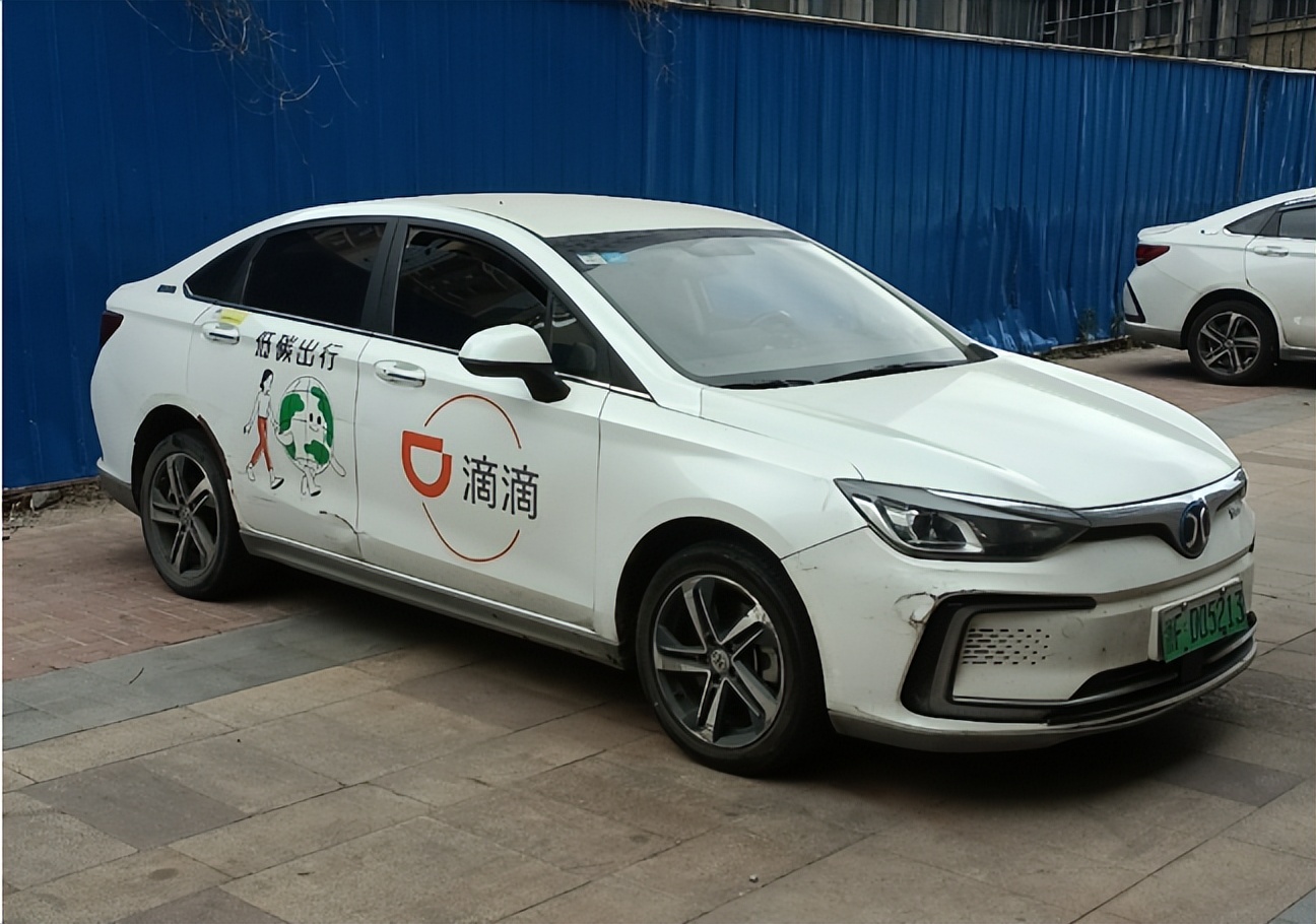 北汽新能源eu5跑网约车到底怎么样 (北汽eu5跑网约车三年感受)