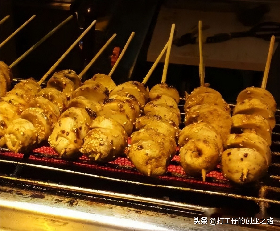 一个烤面筋摊位大概多少成本,夜市做烤面筋一个月可以赚多少钱