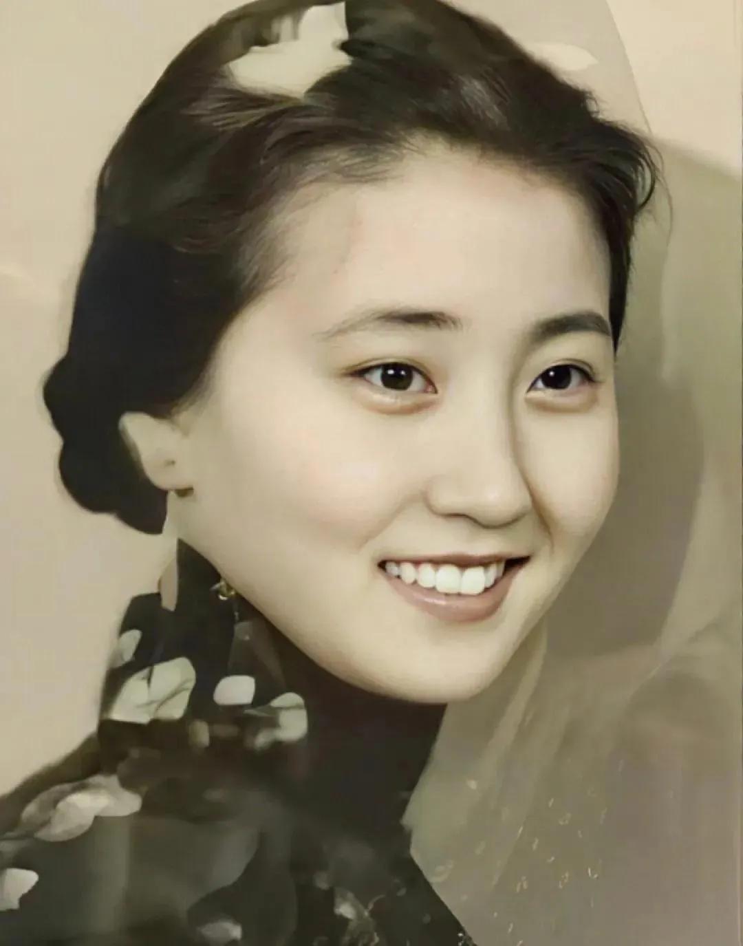 蒋英和钱学森年轻时高清照片,蒋英多少岁嫁给钱学森