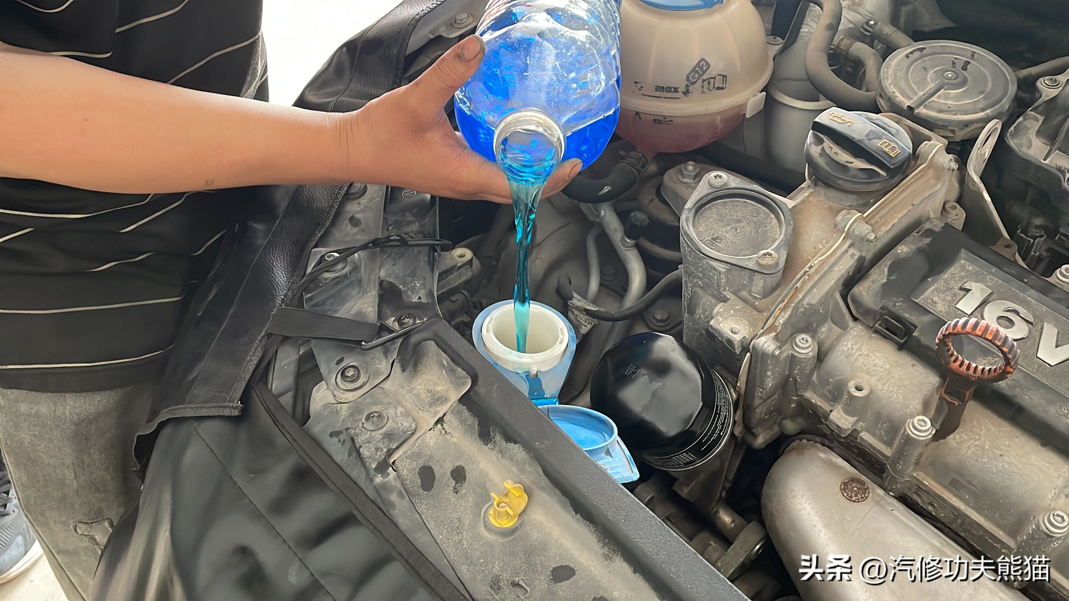 大众polo保养最省钱,女士开自动挡5万左右polo车