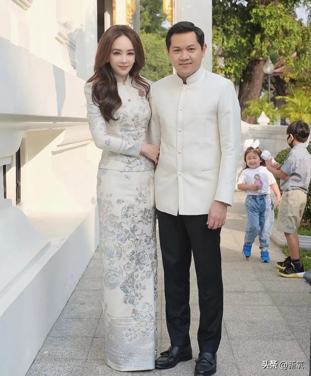 挺着大肚子逼退小三9年后，她终于复出了