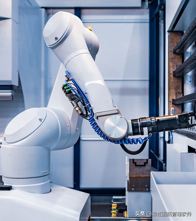 关于智能化赋能制造企业的建议,加快智能制造发展建议