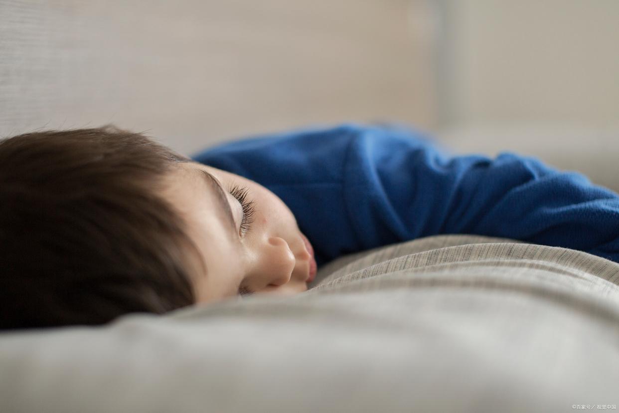 14岁男生怎么长高最快最有效,男生12岁长高的最快动作