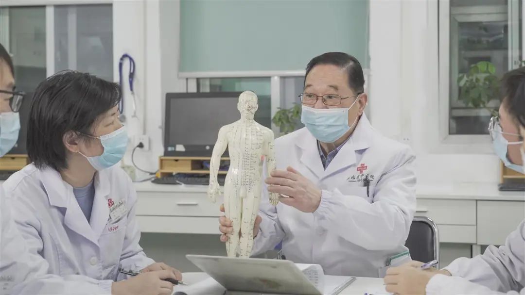 湖北省中医院国医大师涂晋文,湖北中医药大学国医大师涂晋文